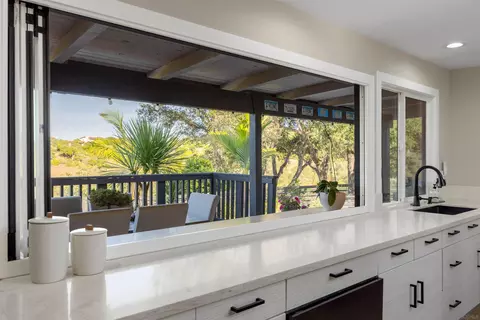 Kitchen - 521 Rancho Camino, Fallbrook, CA 92028 photo 2 of 4