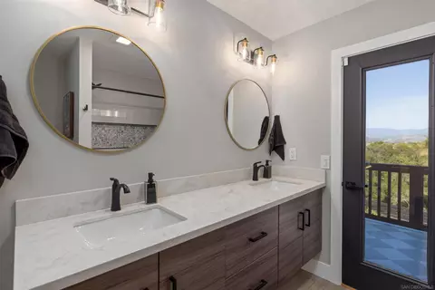 Bath - 521 Rancho Camino, Fallbrook, CA 92028 photo 6 of 6