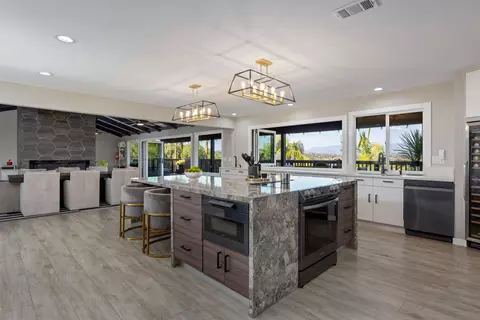 Kitchen - 521 Rancho Camino, Fallbrook, CA 92028 photo 3 of 4