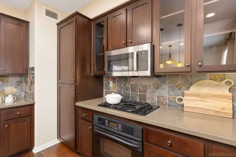 Kitchen - 2134 Silverado St, San Marcos, CA 92078 photo 2 of 5