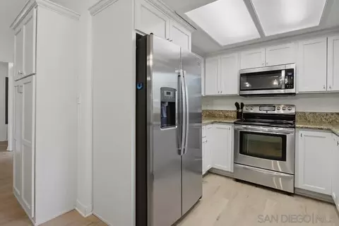 Kitchen - 743 Davis, Ramona, CA 92065 photo 3 of 5