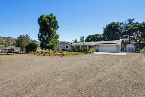 Exterior - 743 Davis, Ramona, CA 92065 photo 20 of 23