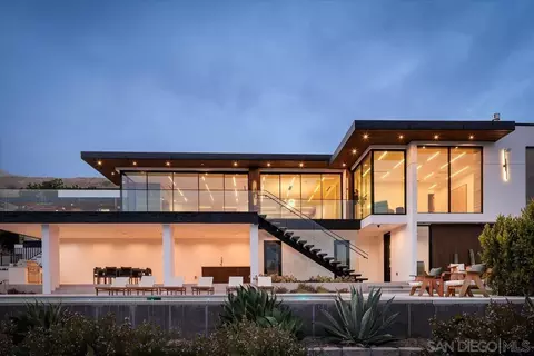 Exterior - 29623 Cuthbert Rd, Malibu, CA 90265 photo 3 of 18