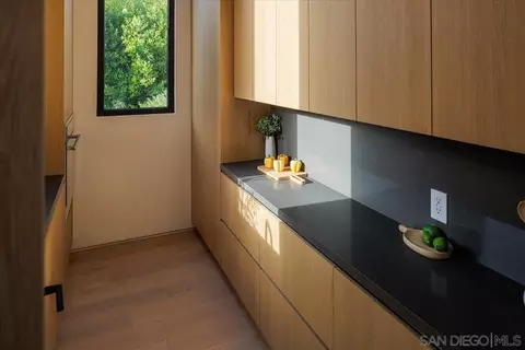 Kitchen - 29623 Cuthbert Rd, Malibu, CA 90265 photo 6 of 8