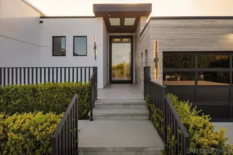 Exterior - 29623 Cuthbert Rd, Malibu, CA 90265 photo 4 of 18