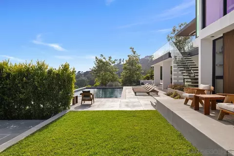 Exterior - 29623 Cuthbert Rd, Malibu, CA 90265 photo 12 of 18
