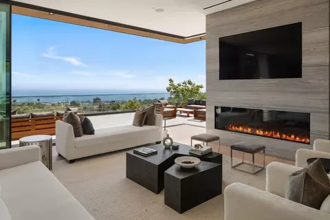 Living - 29623 Cuthbert Rd, Malibu, CA 90265 photo 1 of 5