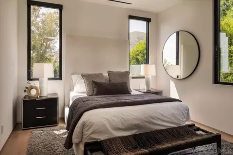 Bedroom - 29623 Cuthbert Rd, Malibu, CA 90265 photo 6 of 10