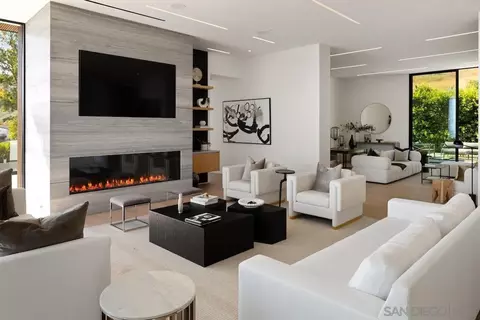 Living - 29623 Cuthbert Rd, Malibu, CA 90265 photo 3 of 5