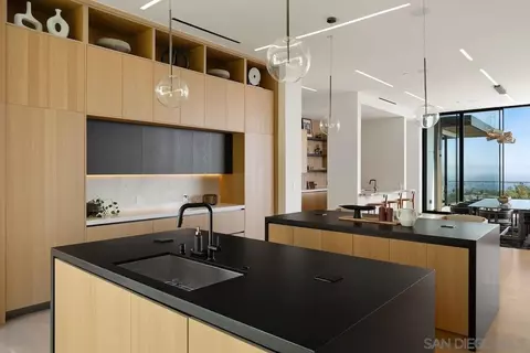 Kitchen - 29623 Cuthbert Rd, Malibu, CA 90265 photo 4 of 8