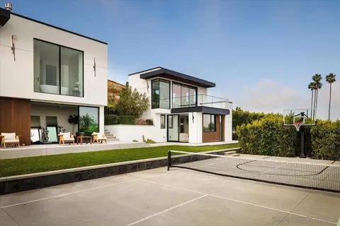 Exterior - 29623 Cuthbert Rd, Malibu, CA 90265 photo 11 of 18
