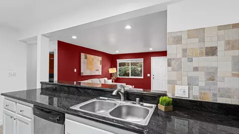 Kitchen - 9860 Dale Ave #C4, Spring Valley, CA 91977 photo 7 of 7