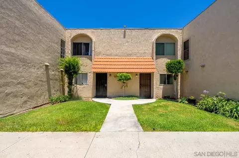 6787 Alvarado Rd #5, San Diego, CA 92120