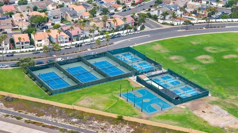 View/Area - 35 Buccaneer Way, Coronado, CA 92118 photo 10 of 14