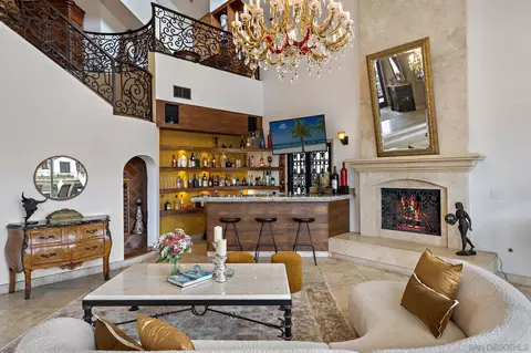 Living - 35 Buccaneer Way, Coronado, CA 92118 photo 2 of 4