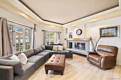 Living - 35 Buccaneer Way, Coronado, CA 92118 photo 4 of 4
