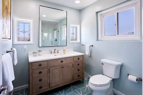 Bath - 4675 Munroe, La Mesa, CA 91942 photo 2 of 2