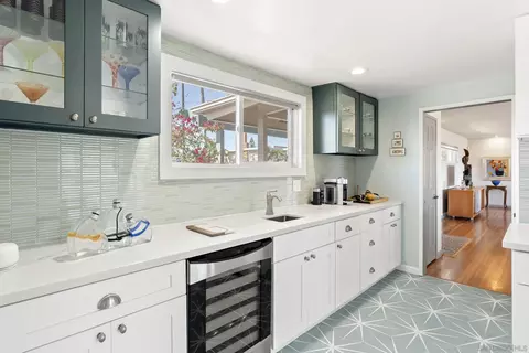 Kitchen - 4675 Munroe, La Mesa, CA 91942 photo 3 of 5