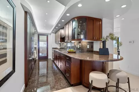 Kitchen - 939 Coast Blvd #15E, La Jolla, CA 92037 photo 2 of 5