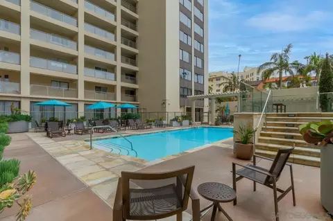 Exterior - 939 Coast Blvd #15E, La Jolla, CA 92037 photo 3 of 4