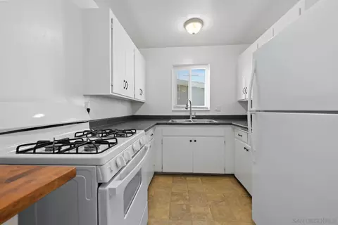 Kitchen - 331 N Pierce, El Cajon, CA 92020 photo 3 of 3