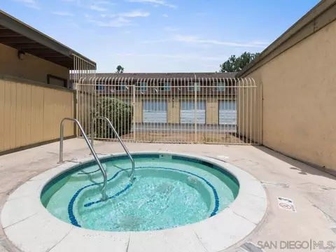 Exterior - 2094 E Grand Ave #7, Escondido, CA 92027 photo 6 of 7