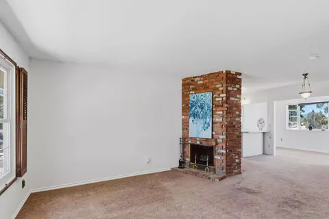 Living - 13718 Ahwahnee, Poway, CA 92064 photo 4 of 6