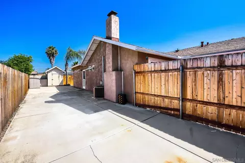 Exterior - 9322 Lake Country Dr, Santee, CA 92071 photo 6 of 6