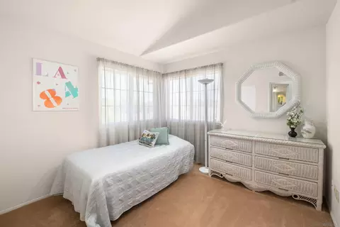 Bedroom - 2062 Susan Ct, Escondido, CA 92026 photo 4 of 7
