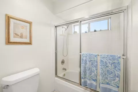 Bath - 2062 Susan Ct, Escondido, CA 92026 photo 5 of 5