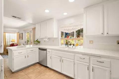 Kitchen - 2062 Susan Ct, Escondido, CA 92026 photo 3 of 3