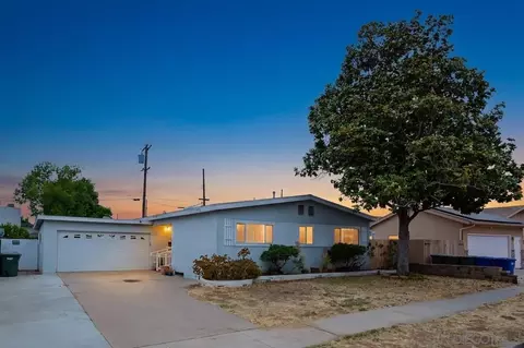 700 Brockwood Dr, El Cajon, CA 92021