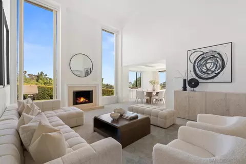 2035 Caminito El Canario, La Jolla, CA 92037