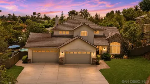 691 Center Stage Gln, Escondido, CA 92025