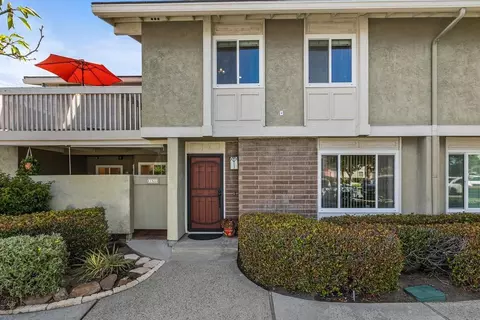 17523 Fairlie Rd, San Diego, CA 92128