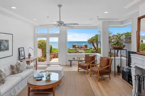 Living - 538 Fourth St, Encinitas, CA 92024 photo 1 of 2