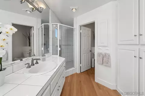 Bath - 538 Fourth St, Encinitas, CA 92024 photo 3 of 5