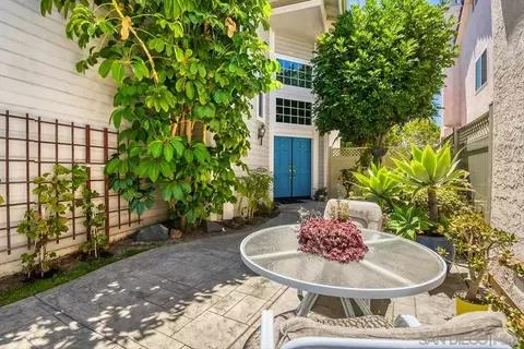 11071 Corte Playa Merida, San Diego, CA 92124