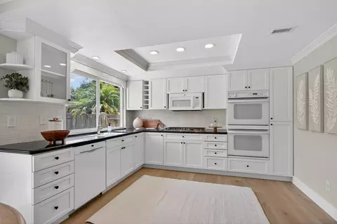 6424 Cayenne, Carlsbad, CA 92009 photo 11