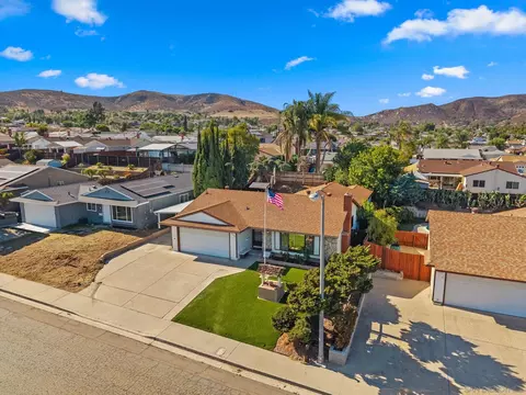 10124 Three Oaks Way, Santee, CA 92071 photo 31