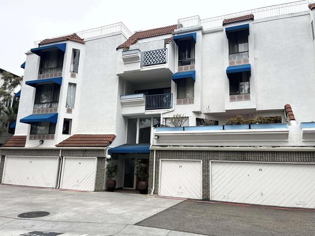 8332 Regents Rd #1F, San Diego, CA 92122