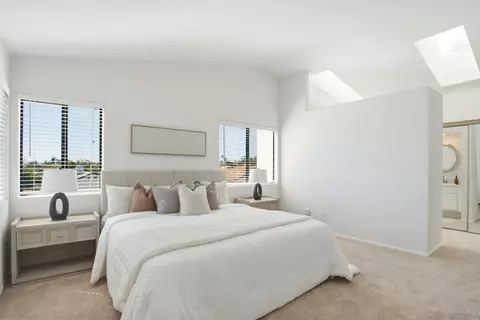 Bedroom - 5375 Rio Plata Dr, Oceanside, CA 92057 photo 2 of 4