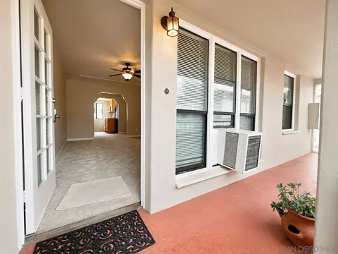 950-958 B Ave, Coronado, CA 92118 photo 17