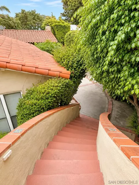 950-958 B Ave, Coronado, CA 92118 photo 24
