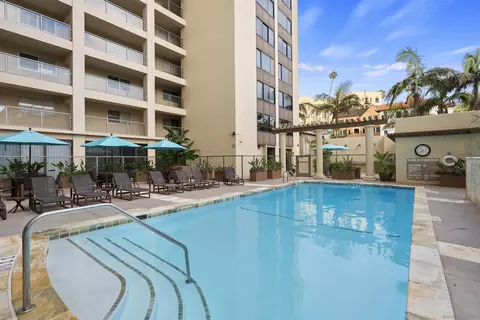 Exterior - 939 Coast Blvd #20E, La Jolla, CA 92037 photo 1 of 5