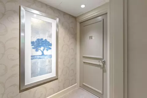 Entry Way - 939 Coast Blvd #20E, La Jolla, CA 92037 photo 1 of 2