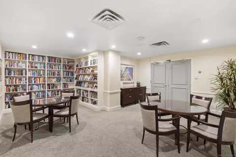 View/Area - 939 Coast Blvd #20E, La Jolla, CA 92037 photo 3 of 4