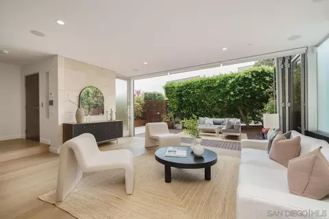 Living - 419 Ravina St, La Jolla, CA 92037 photo 1 of 1