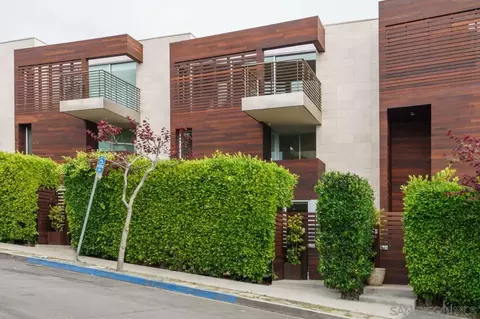 Exterior - 419 Ravina St, La Jolla, CA 92037 photo 8 of 11
