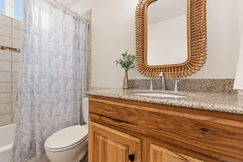 Bath - 802 Santa Hidalga, Solana Beach, CA 92075 photo 4 of 4